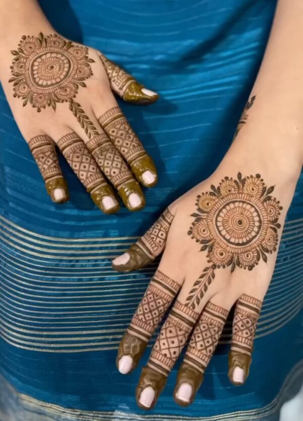 Henna Artist in indiana