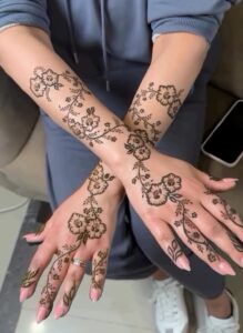 Henna Artist in Indiana